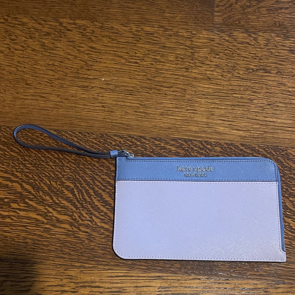 Kate Spade Cameron Large Two-Tone Wristlet in periwinkle/lavender